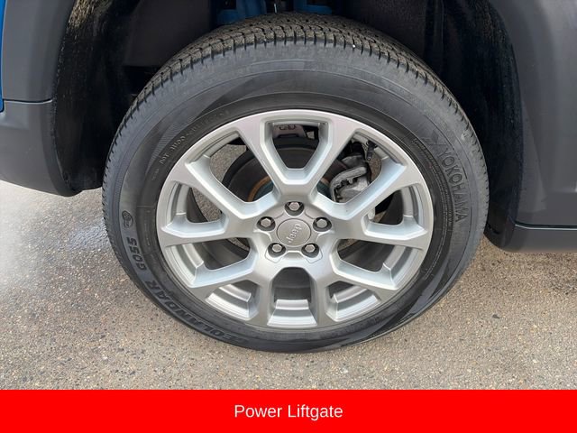 Used 2022 Jeep Compass Latitude w/ Sun and Sound Group image 15