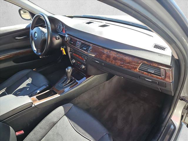 Used 2011 BMW 328i xDrive Sedan AWD/4WD image 21