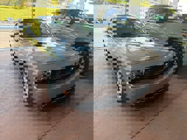 Used 2013 Dodge Challenger SXT w/ Sound Group RWD image 15