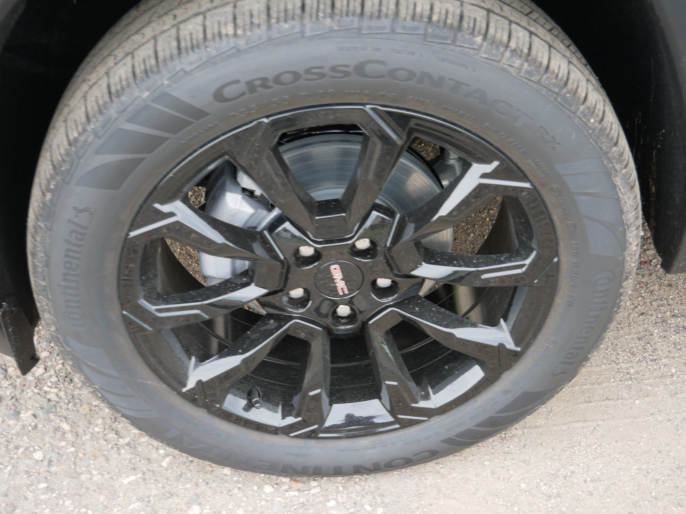 New 2027 GMC Terrain Elevation w/ Elevation Premium Package AWD/4WD image 9