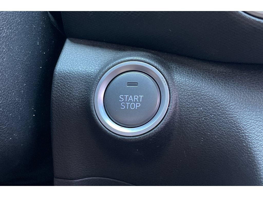 Used 2023 Hyundai Kona Limited FWD image 35