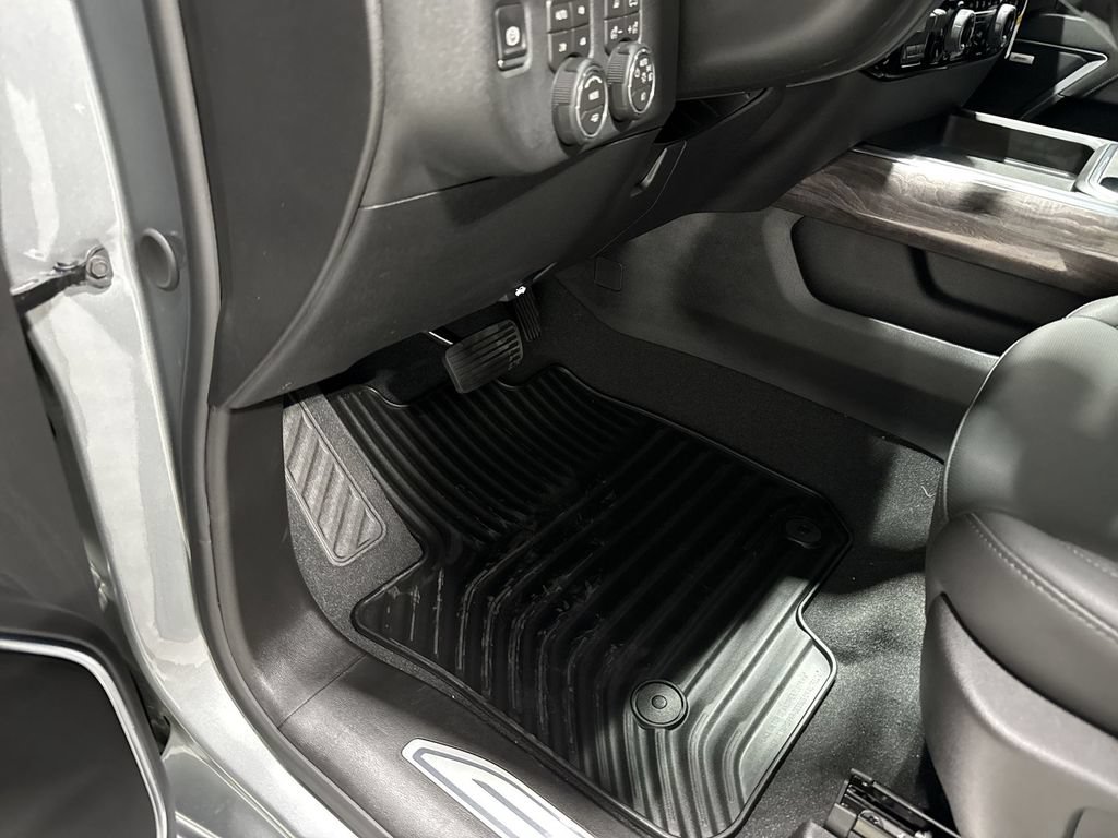 New 2026 Chevrolet Silverado 2500 LTZ w/ LTZ Texas Edition AWD/4WD image 10