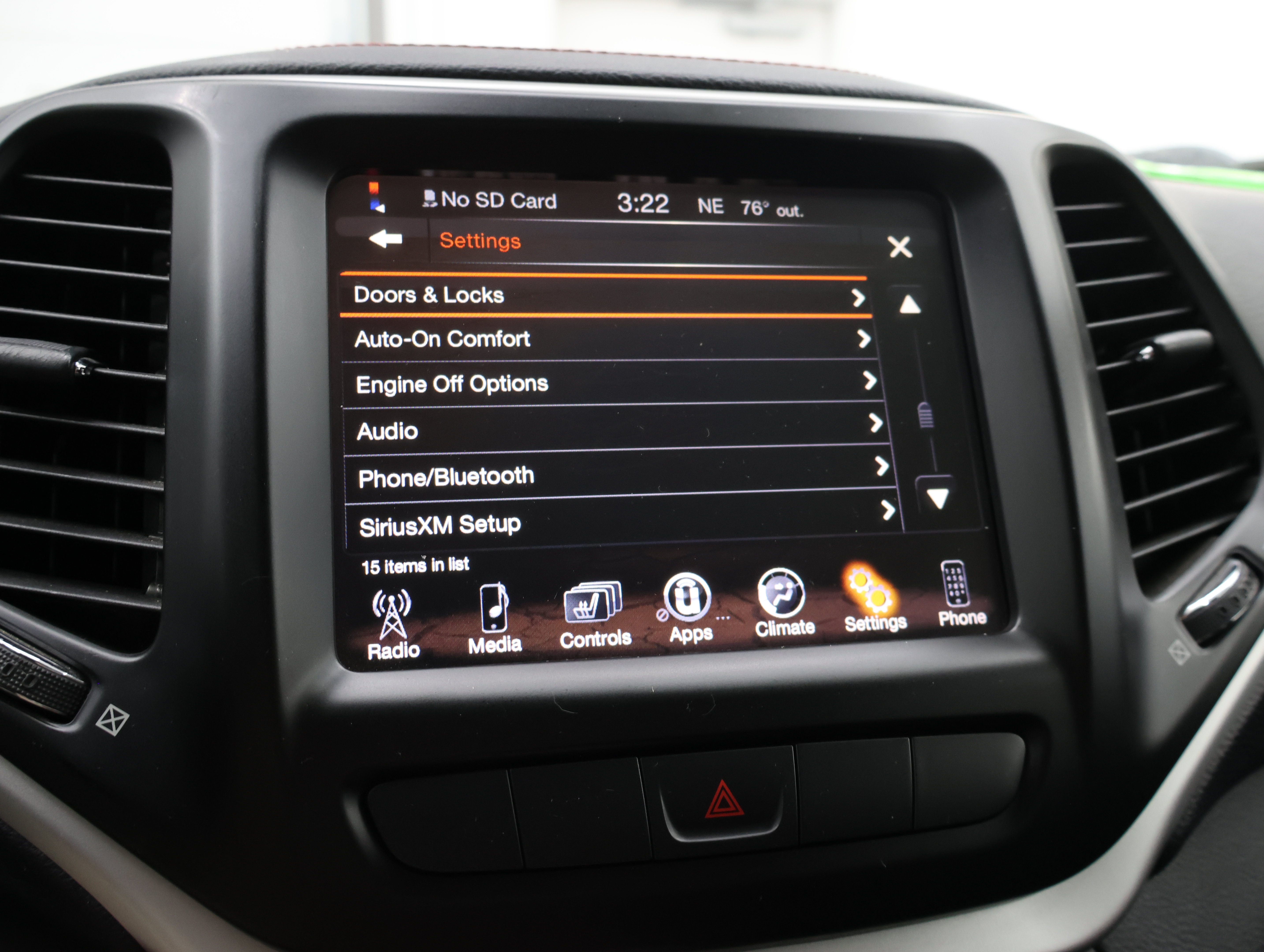 Used 2015 Jeep Cherokee Trailhawk w/ Leather Interior Group AWD/4WD image 53