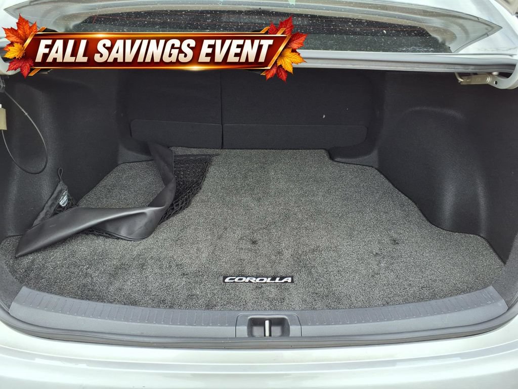 Used 2020 Toyota Corolla SE FWD image 12