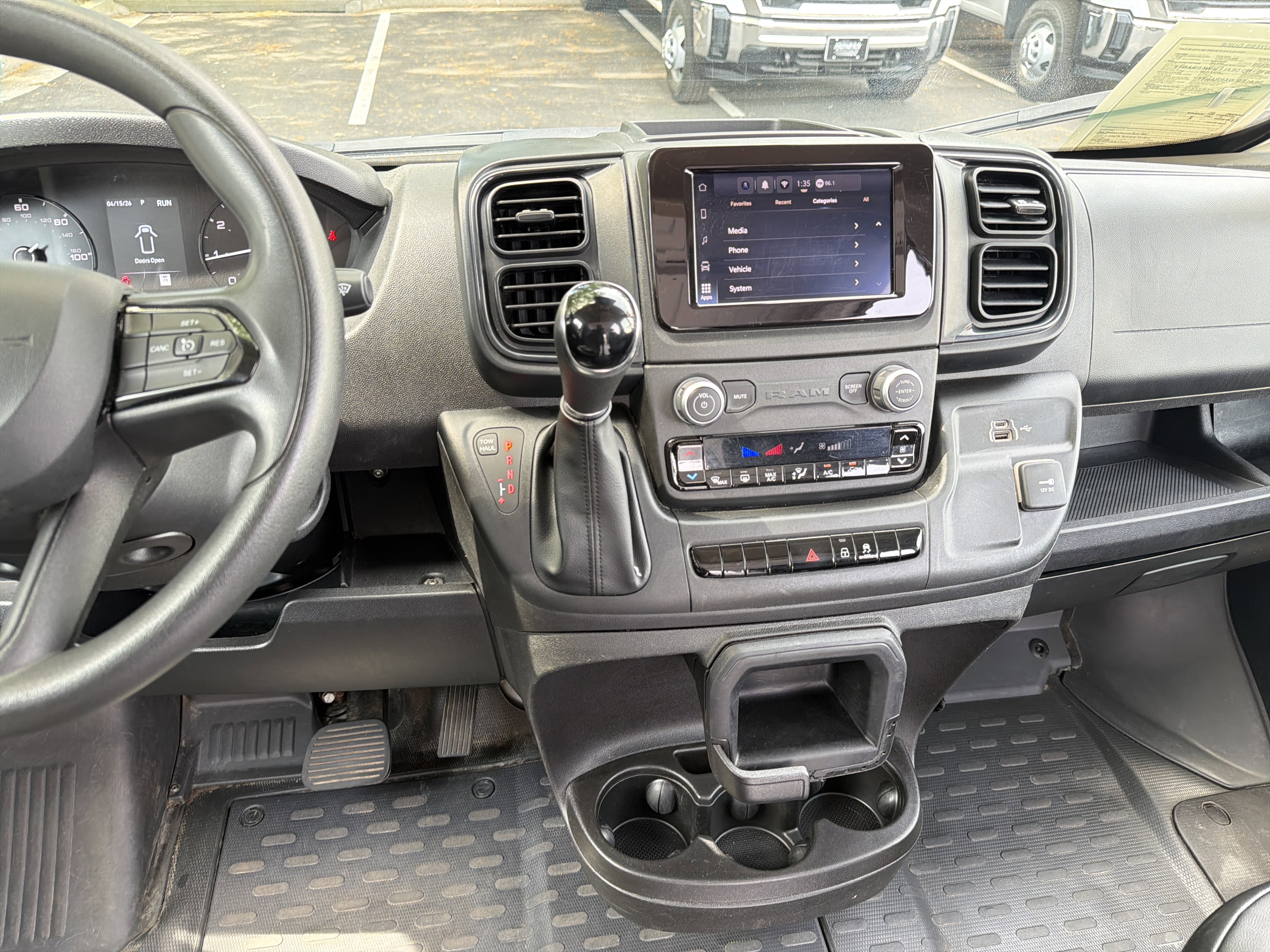 Used 2023 RAM ProMaster 2500 image 29