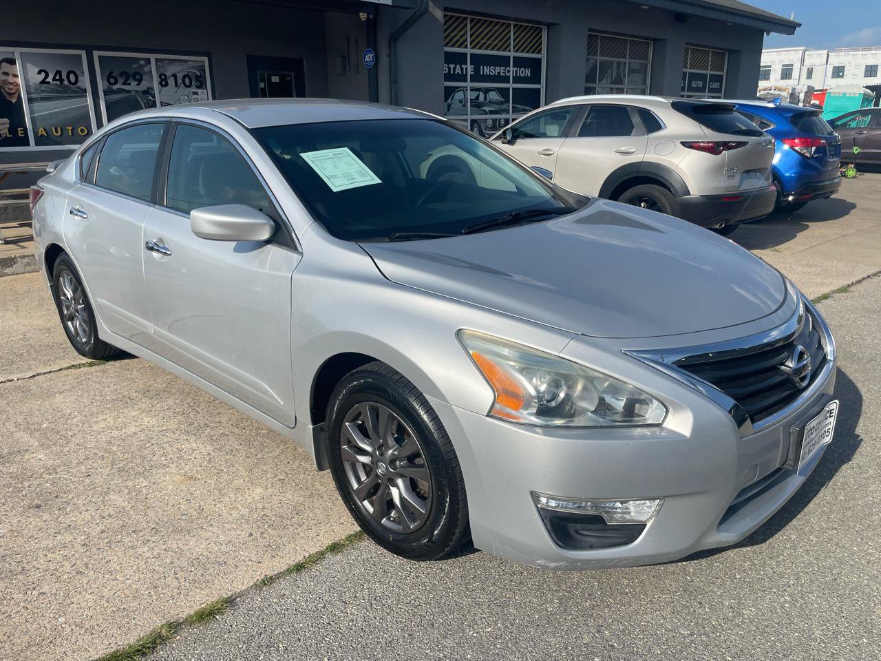 Used 2015 Nissan Altima 2.5 S w/ Special Edition Package FWD image 28
