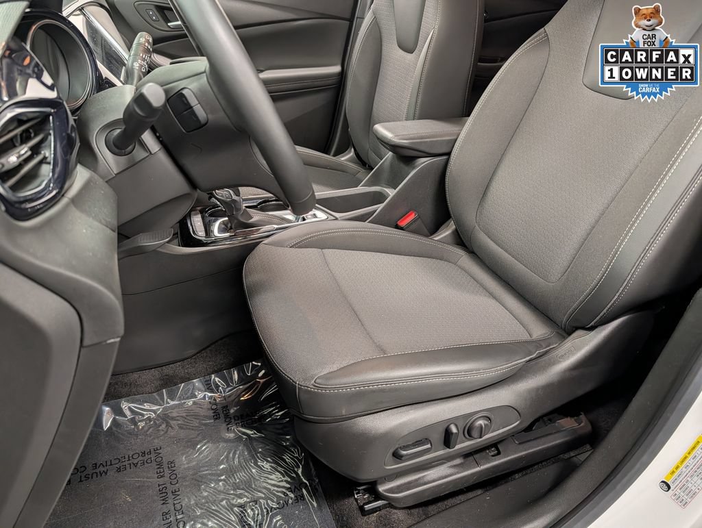 Used 2023 Buick Encore GX Preferred w/ Cold Weather Comfort Package FWD image 10