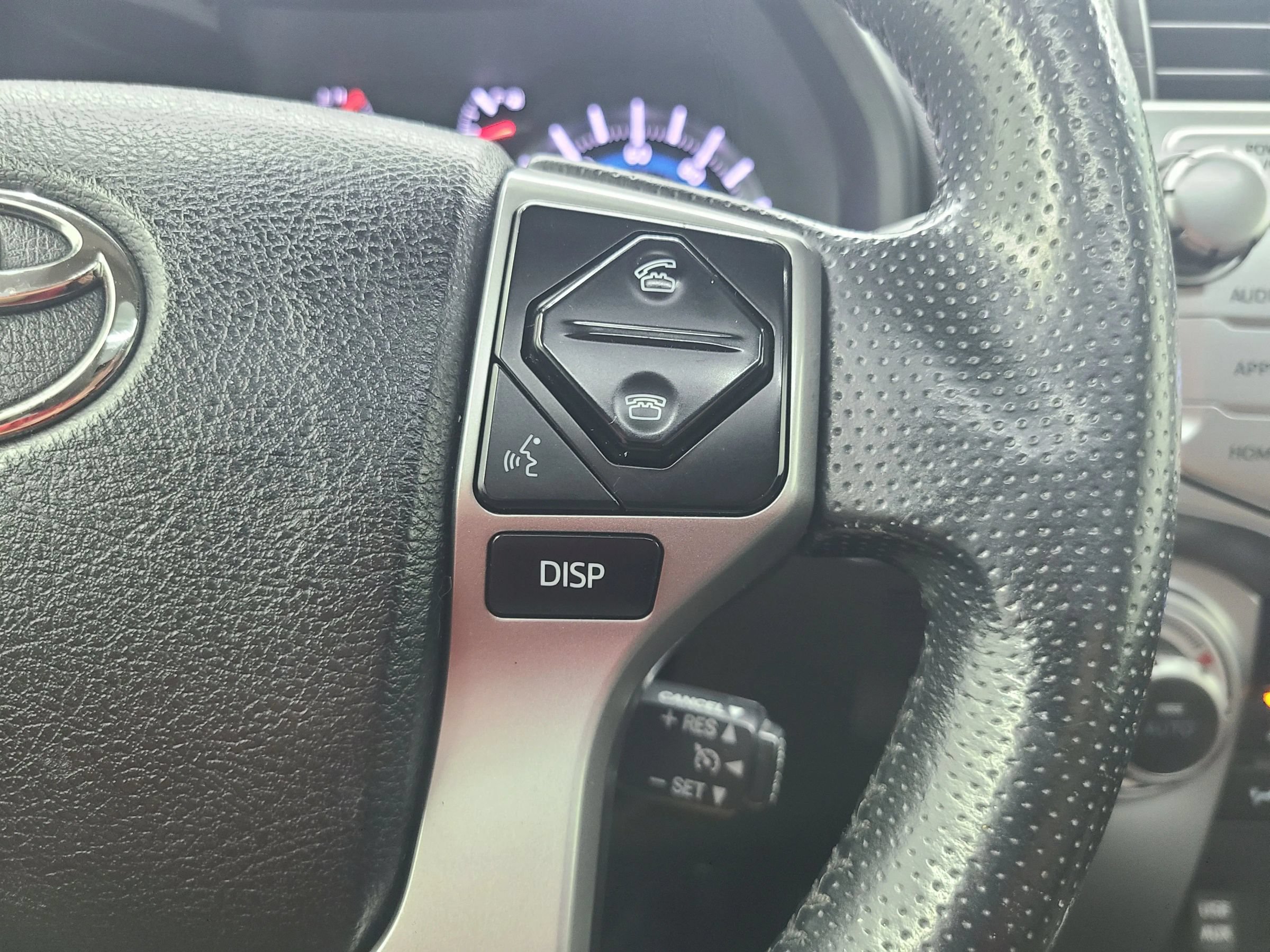Used 2016 Toyota 4Runner Limited AWD/4WD image 32