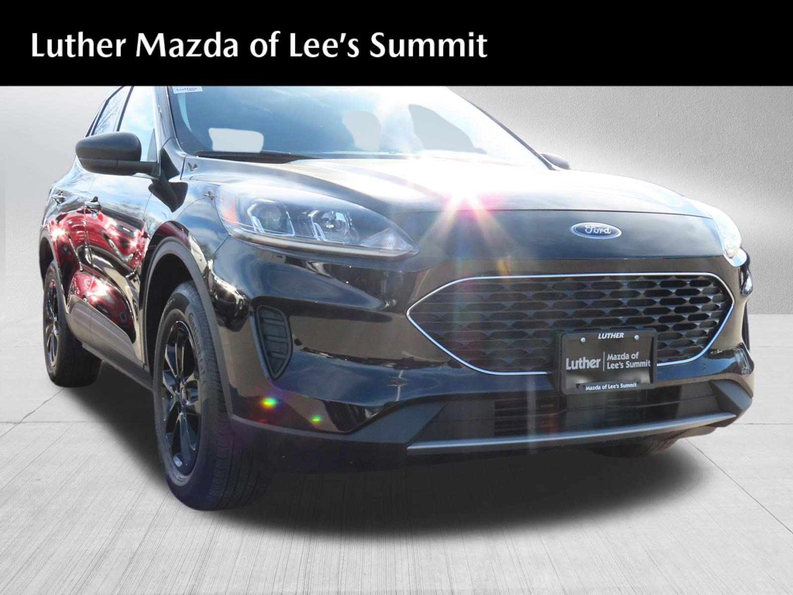 Used 2022 Ford Escape SE w/ Convenience Package