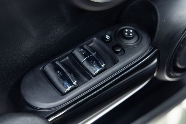 Used 2024 MINI Cooper S FWD image 12