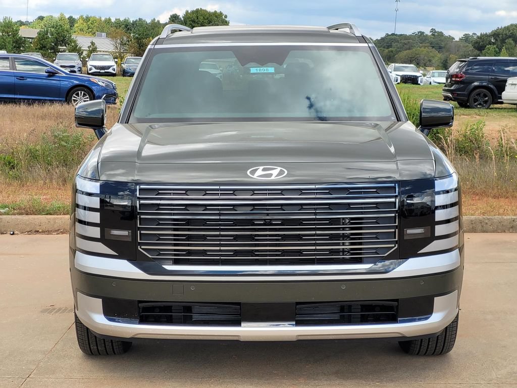New 2026 Hyundai Palisade Calligraphy FWD image 2