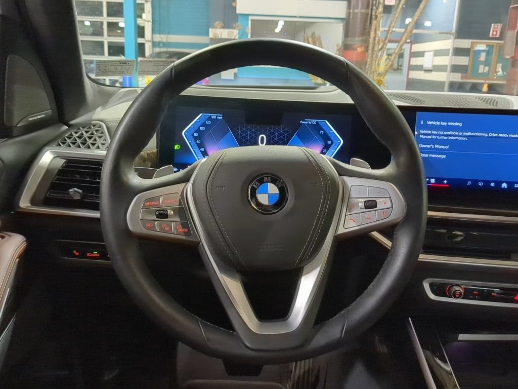 Certified 2024 BMW X7 xDrive40i w/ Executive Package AWD/4WD image 2