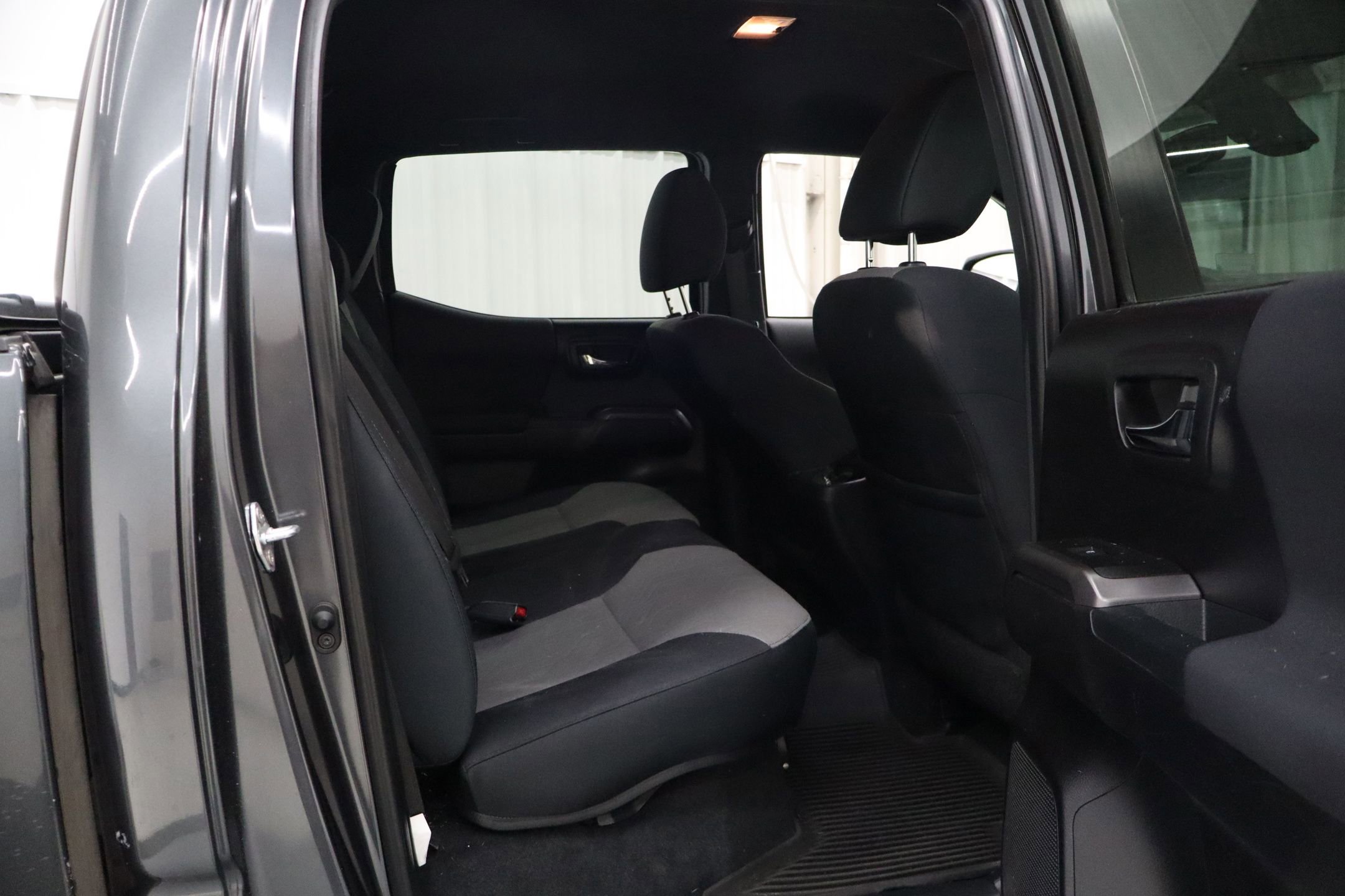 Used 2021 Toyota Tacoma TRD Sport image 28