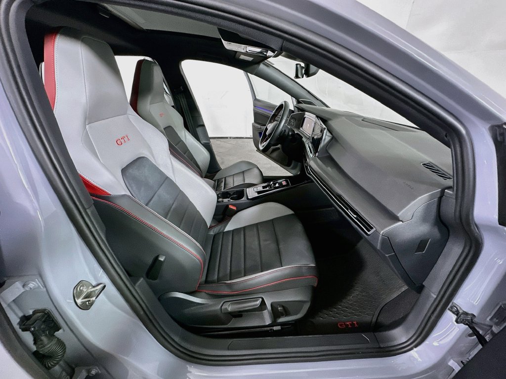 Used 2024 Volkswagen GTI Autobahn FWD image 14