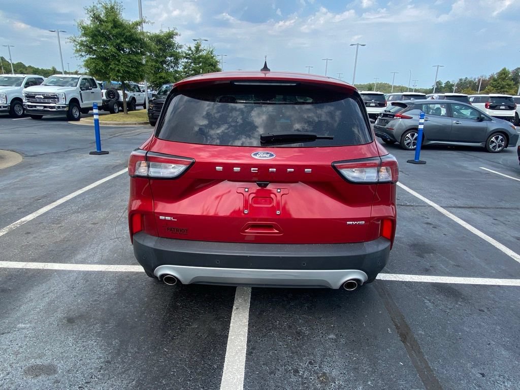 Used 2022 Ford Escape SEL w/ Technology Package AWD/4WD image 6