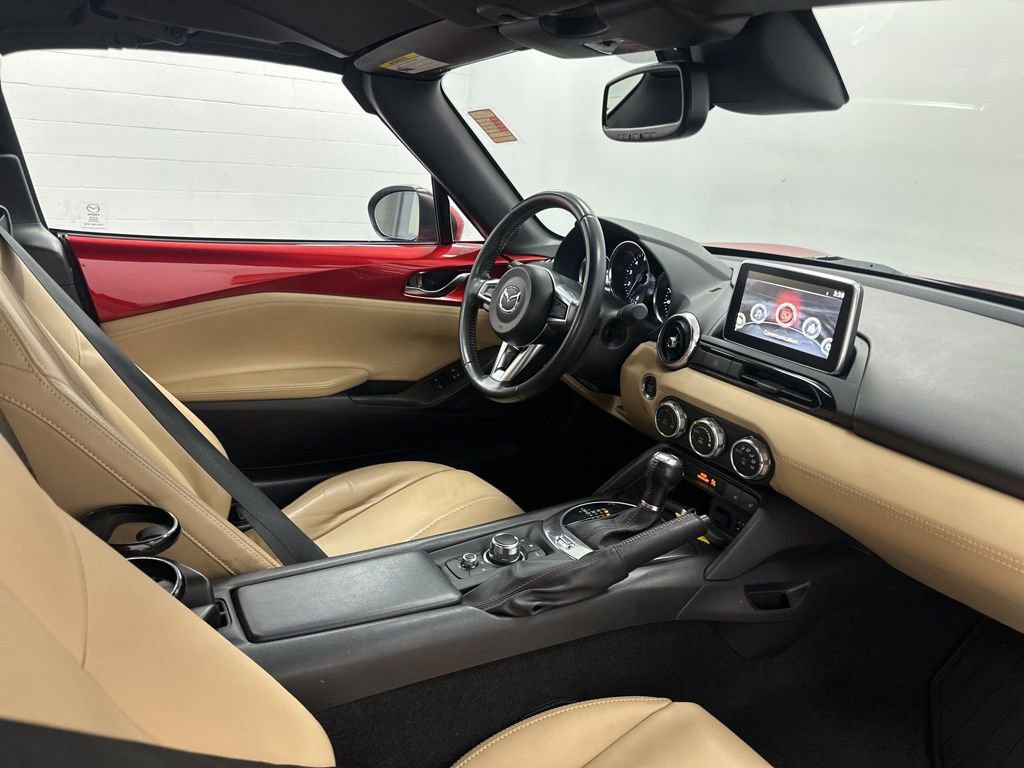 Used 2017 MAZDA MX-5 Miata RF Grand Touring image 21