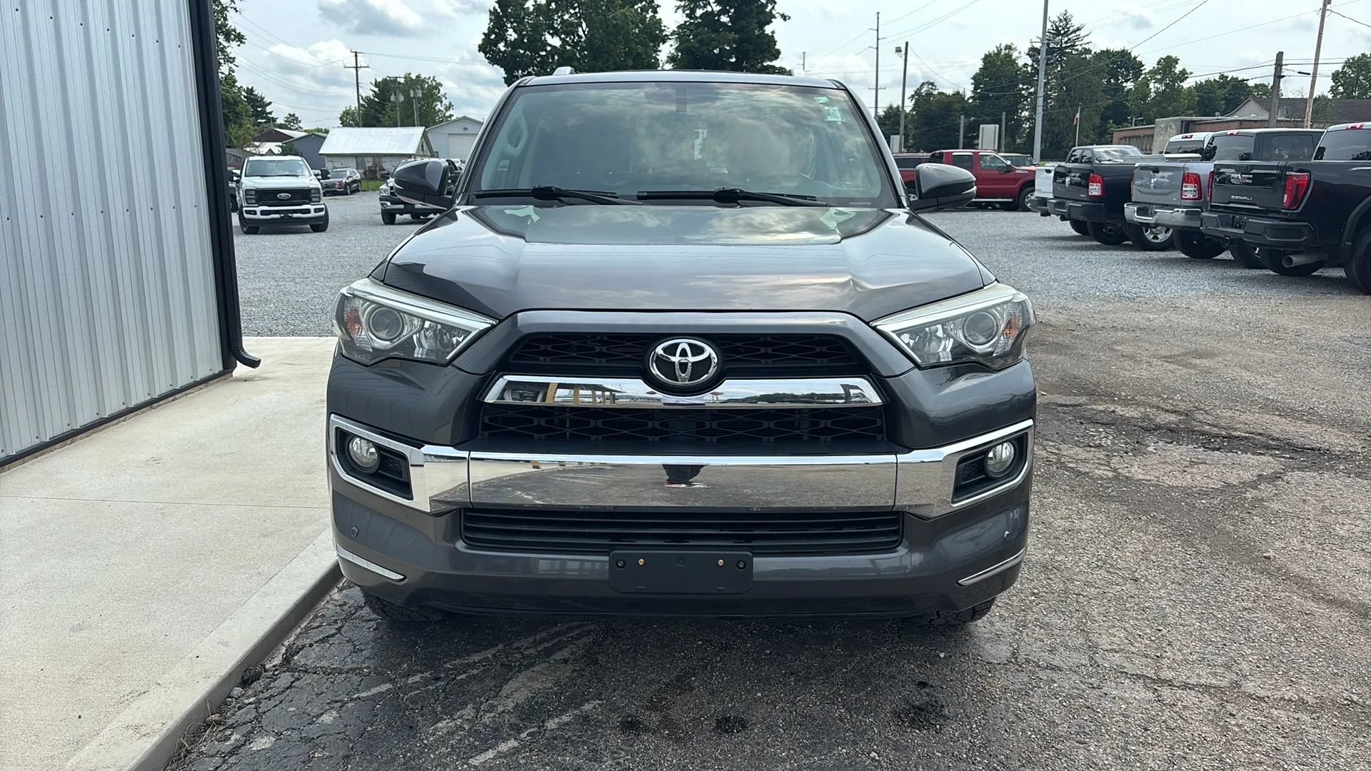 Used 2016 Toyota 4Runner Limited AWD/4WD image 11