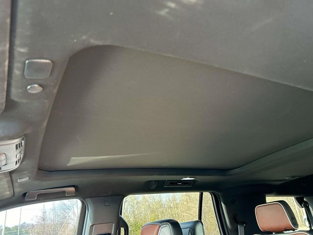 Used 2023 GMC Yukon Denali Ultimate image 34