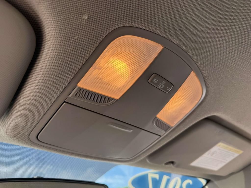 Used 2017 Hyundai Elantra SE FWD image 30