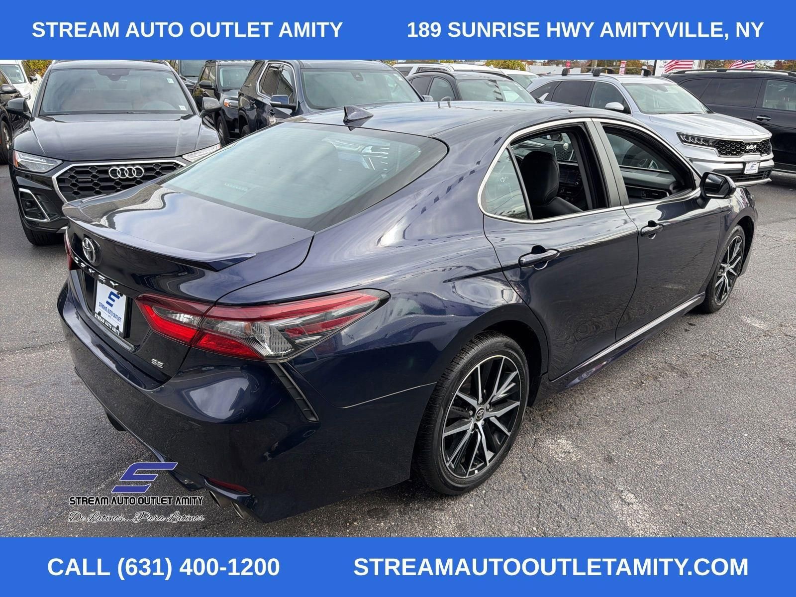 Used 2022 Toyota Camry SE image 9