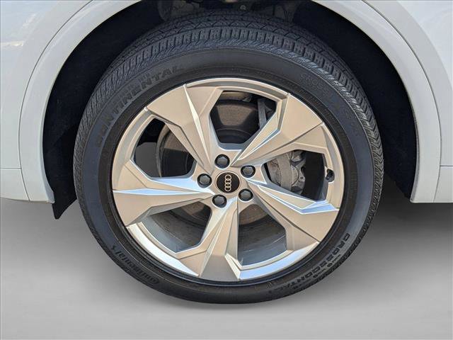 Certified 2023 Audi Q5 2.0T Premium Plus w/ Premium Plus Package AWD/4WD image 21