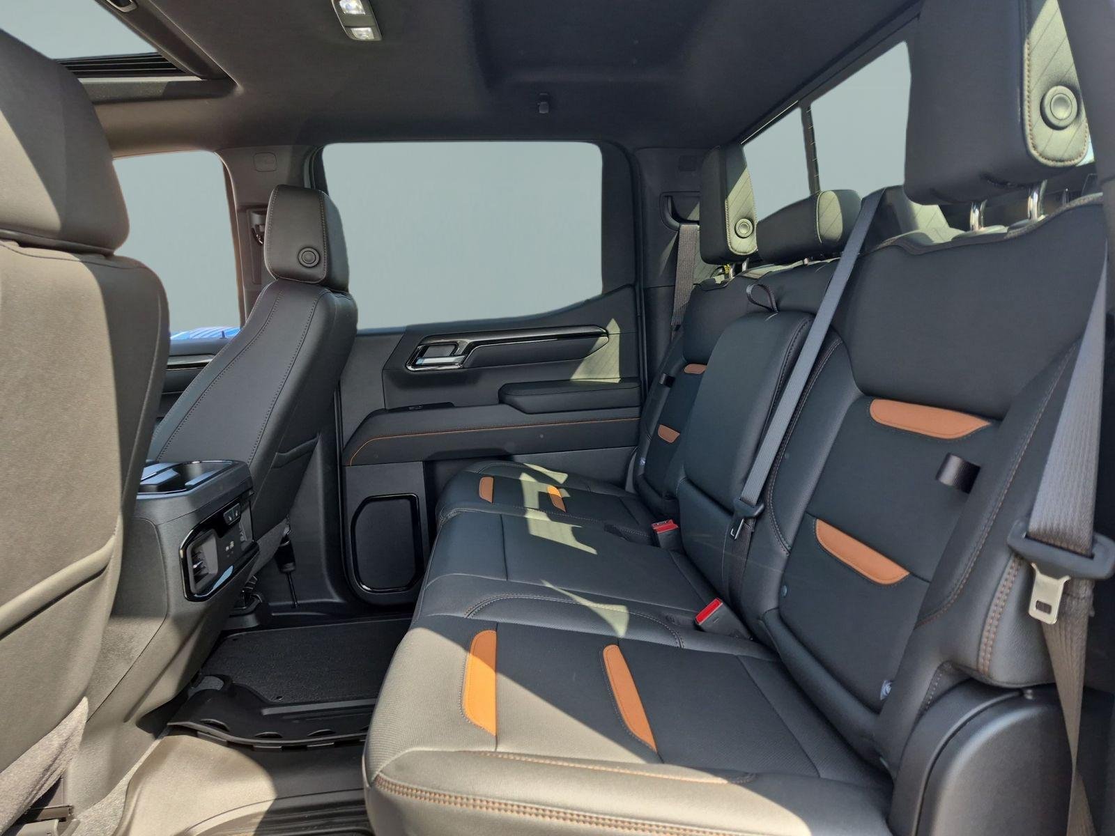 New 2026 GMC Sierra 1500 AT4 w/ AT4 Premium Package AWD/4WD image 25
