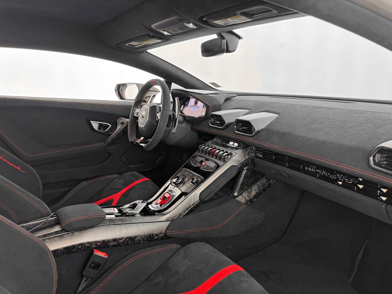 Used 2018 Lamborghini Huracan Performante image 26