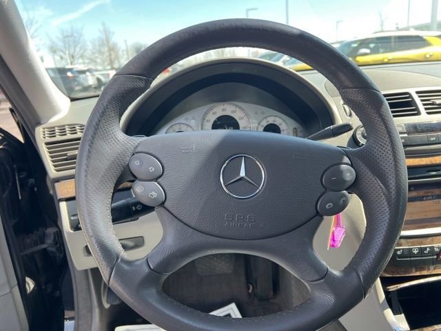Used 2009 Mercedes-Benz E 350 4MATIC Sedan image 13