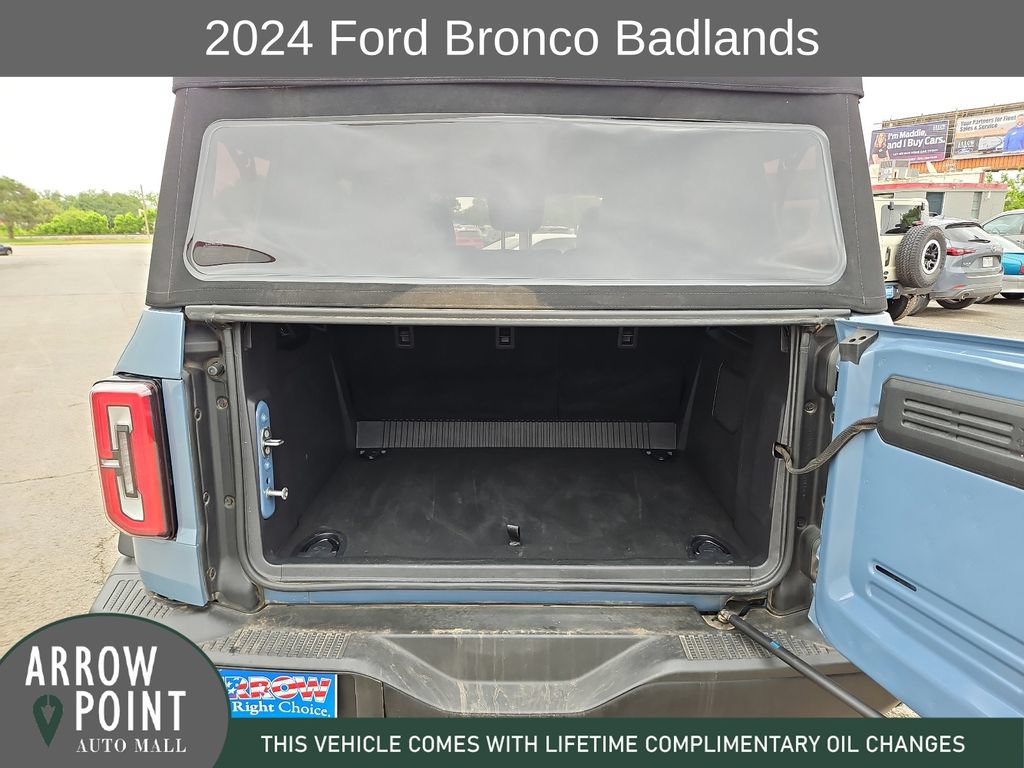 Used 2024 Ford Bronco Badlands AWD/4WD image 17
