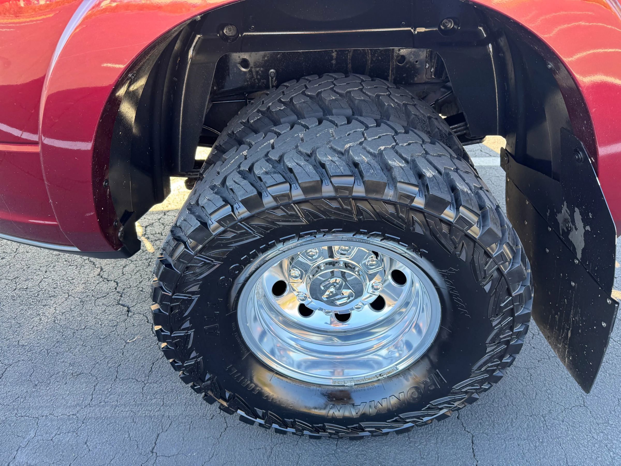 Used 2019 RAM 3500 Laramie image 12