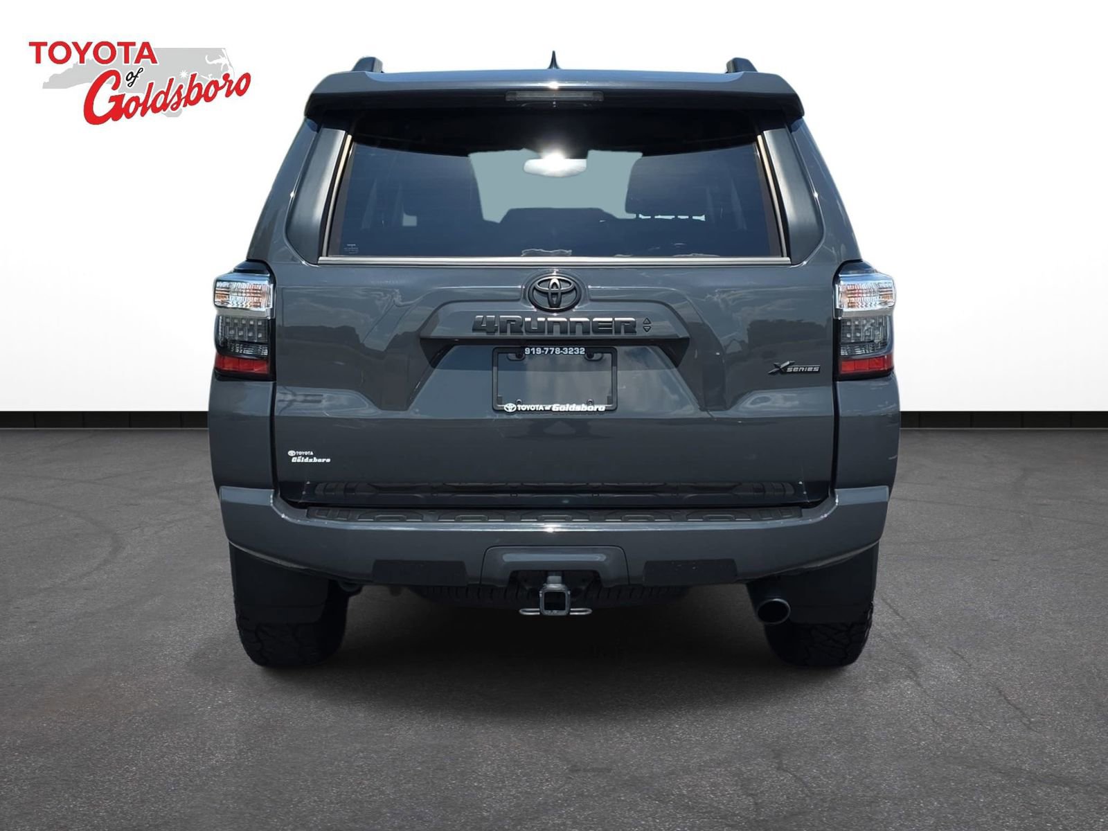 Used 2024 Toyota 4Runner SR5 Premium RWD image 6