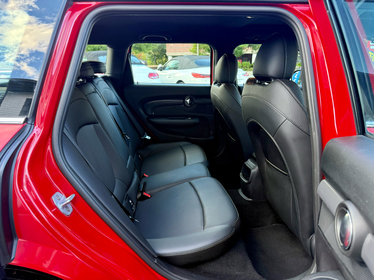 Used 2019 MINI Cooper Clubman S image 22