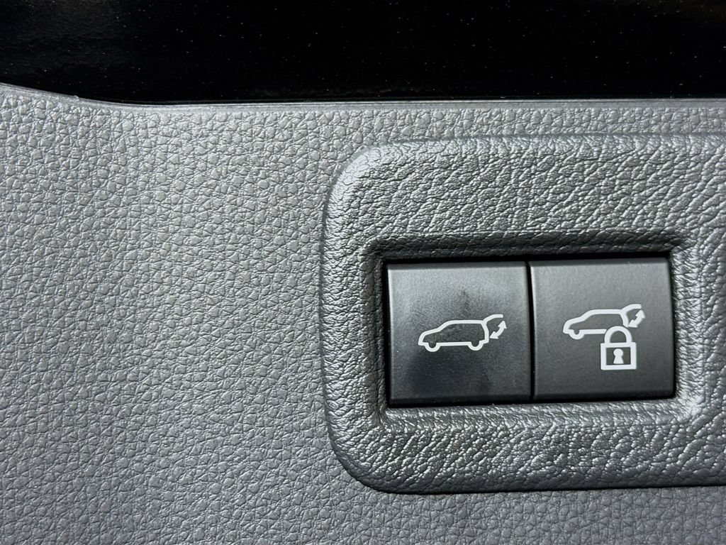 Certified 2024 Toyota Venza Nightshade AWD/4WD image 28