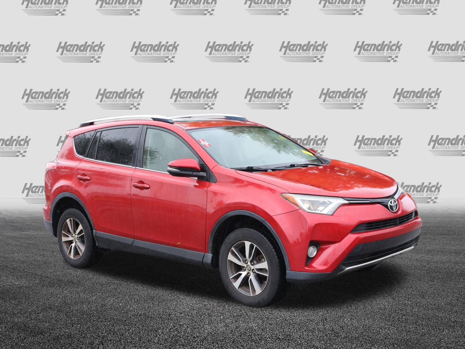 Used 2016 Toyota RAV4 XLE image 2