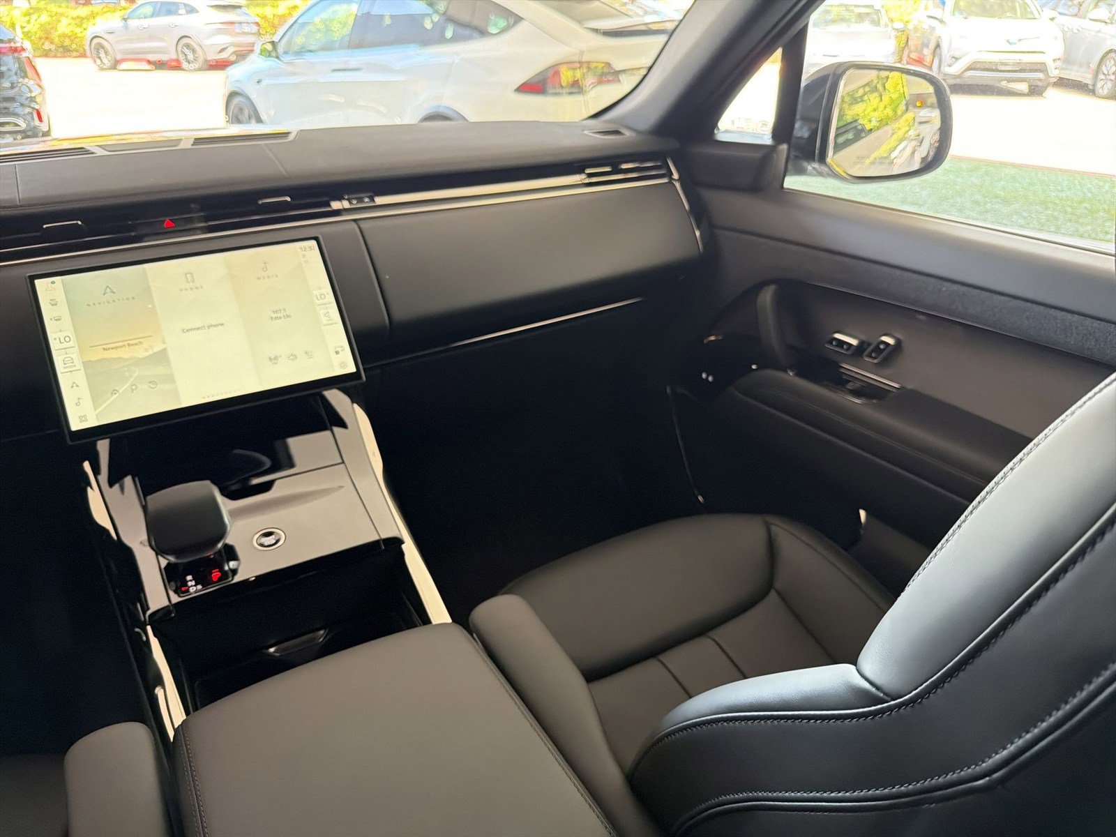 New 2026 Land Rover Range Rover Sport SE AWD/4WD image 29