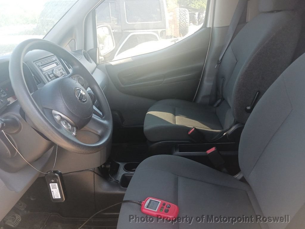 Used 2017 Nissan NV200 SV FWD image 3