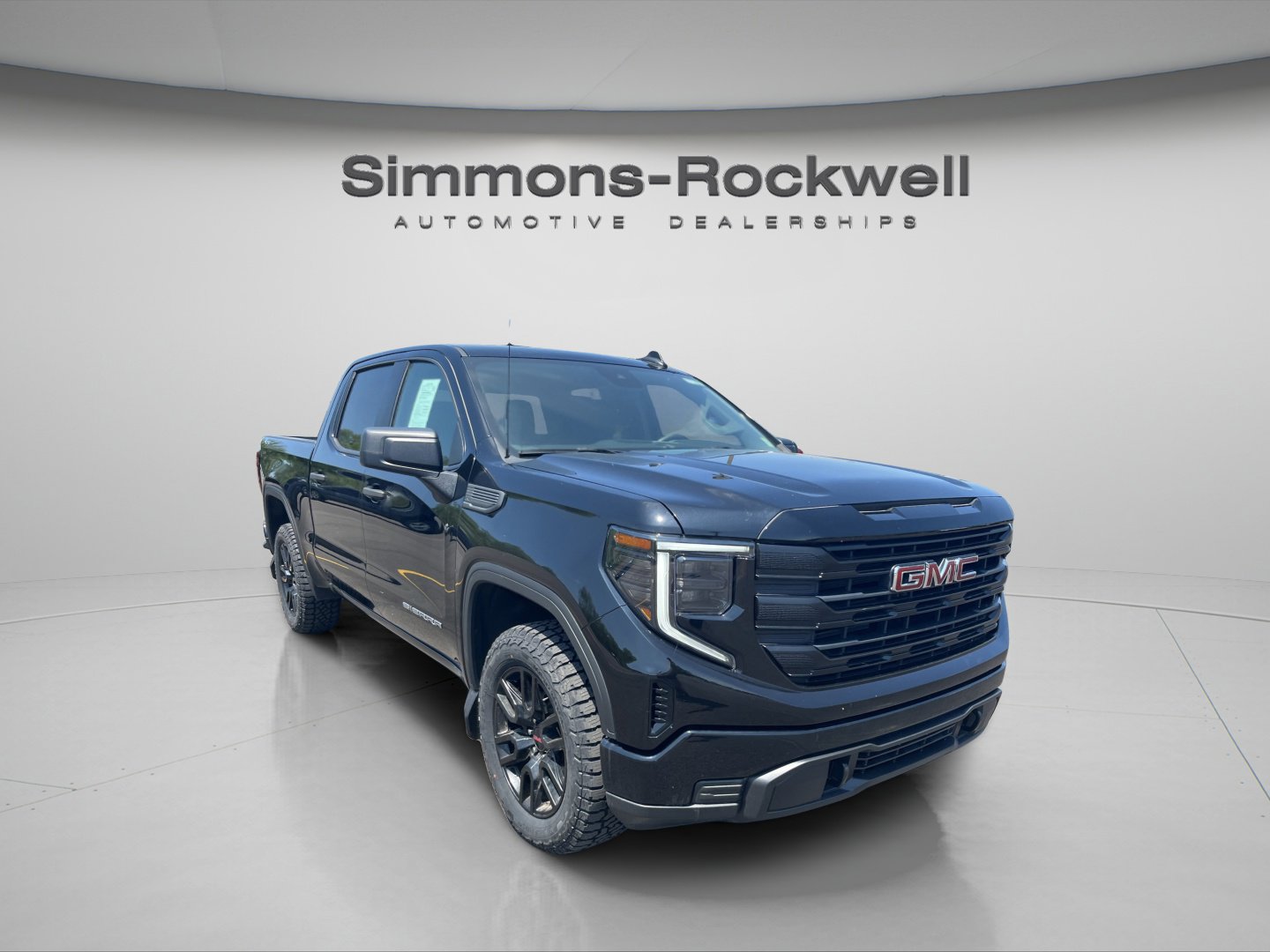 Used 2024 GMC Sierra 1500 Pro w/ Graphite Edition AWD/4WD image 7
