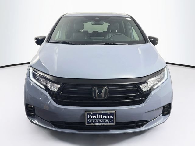 Used 2024 Honda Odyssey Sport image 2