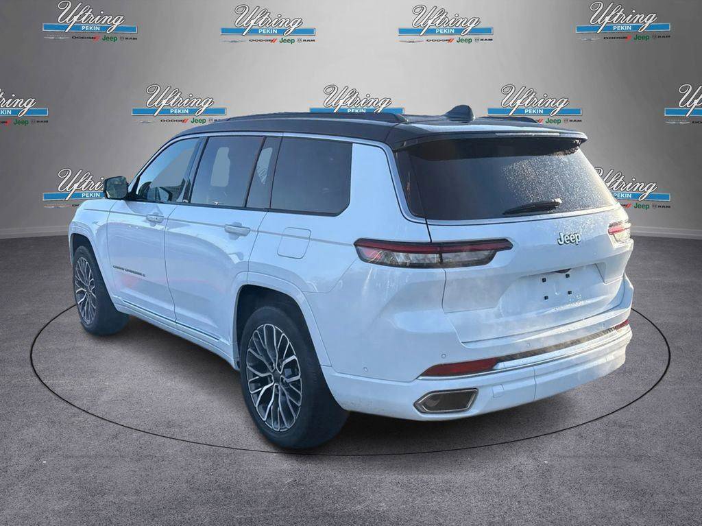 Used 2025 Jeep Grand Cherokee L Summit AWD/4WD image 5