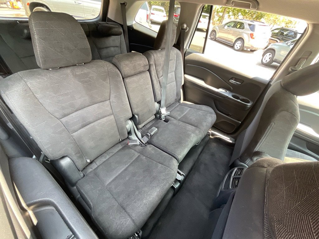Used 2019 Honda Pilot LX image 29