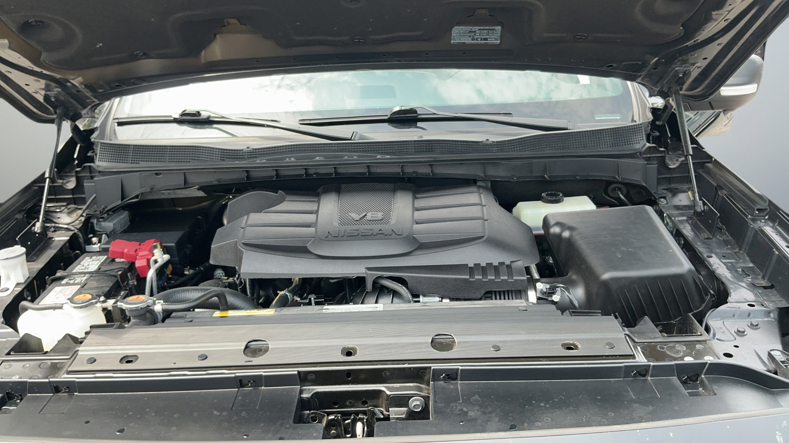 Certified 2024 Nissan Titan PRO-4X w/ Pro-4x Convenience Package AWD/4WD image 44