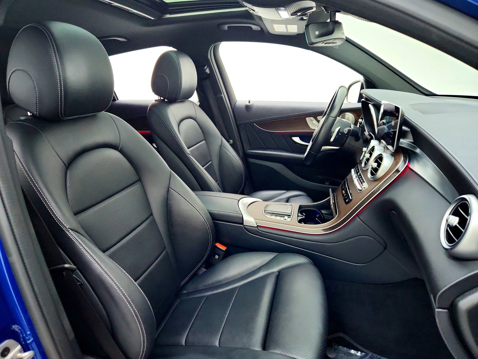 Certified 2023 Mercedes-Benz GLC 300 4MATIC Coupe image 25