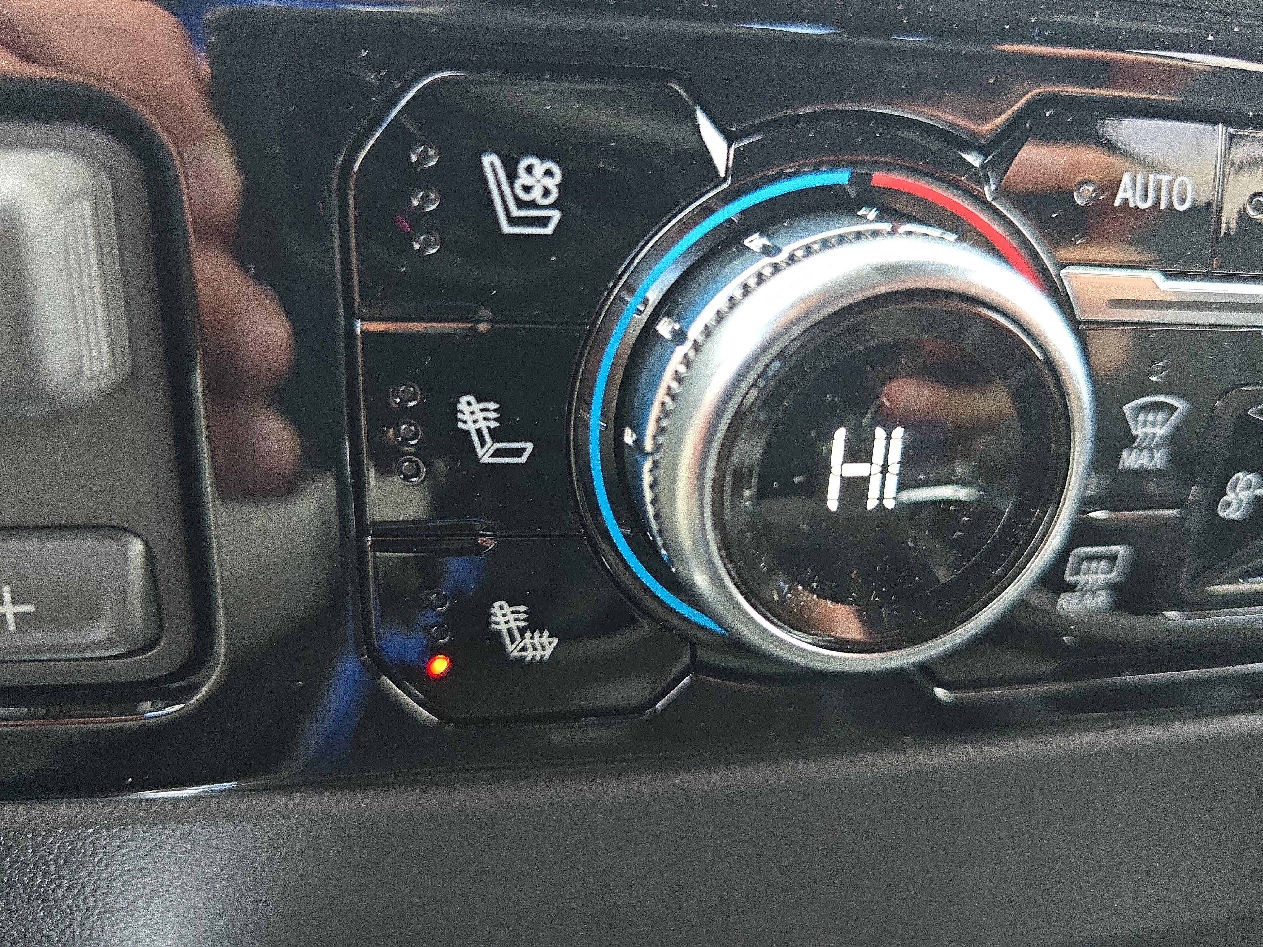 New 2026 GMC Sierra 1500 SLT w/ SLT Premium Plus Package image 27