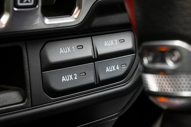 Used 2024 Jeep Gladiator Sport w/ Dual Top Group AWD/4WD image 45