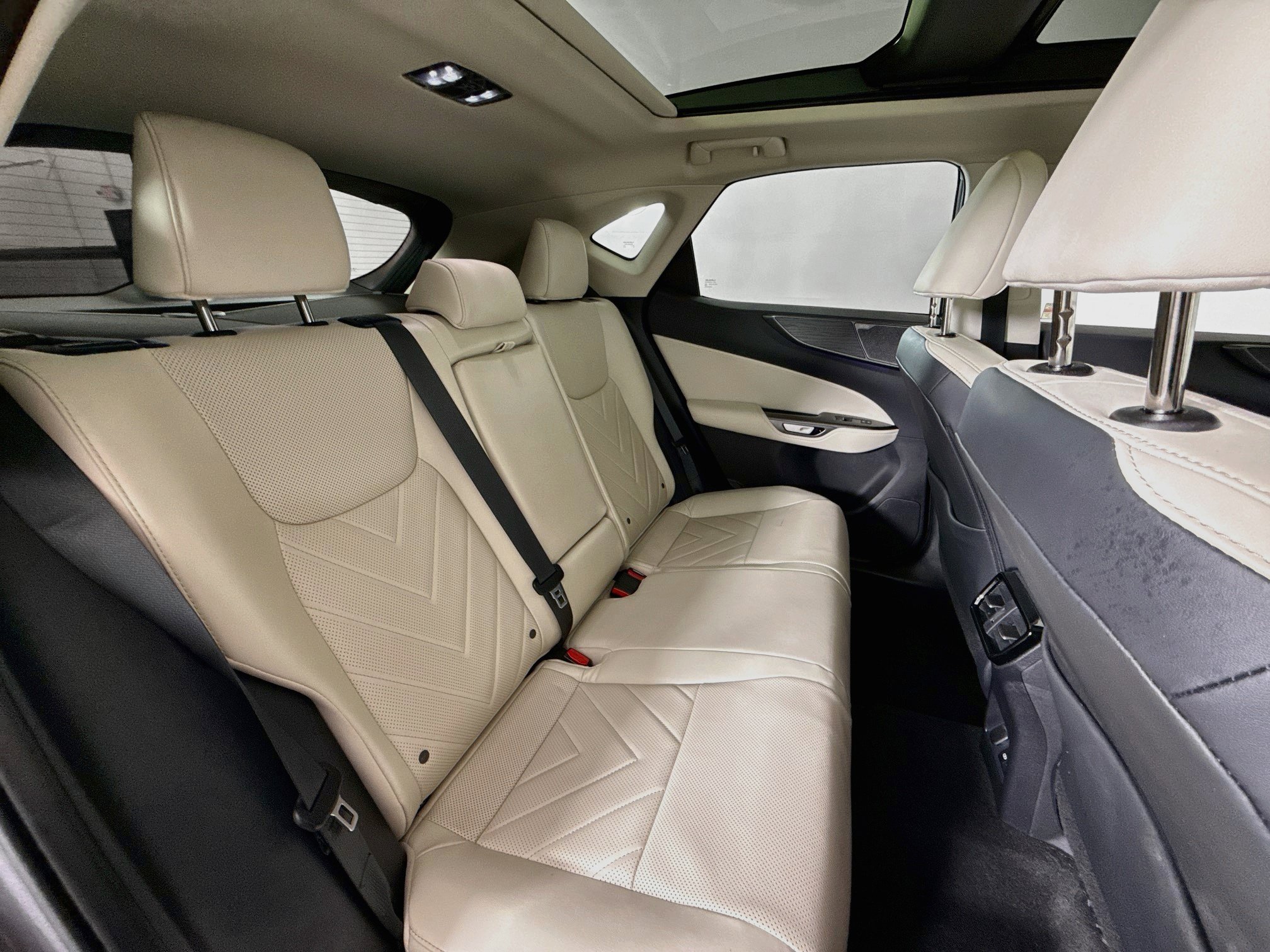 Certified 2026 Lexus NX 350 AWD w/ Accessory Package (2T) image 28