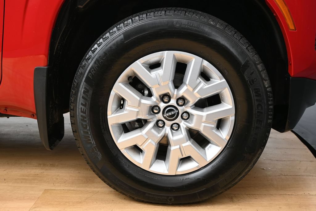 Used 2022 Nissan Frontier SV RWD image 12