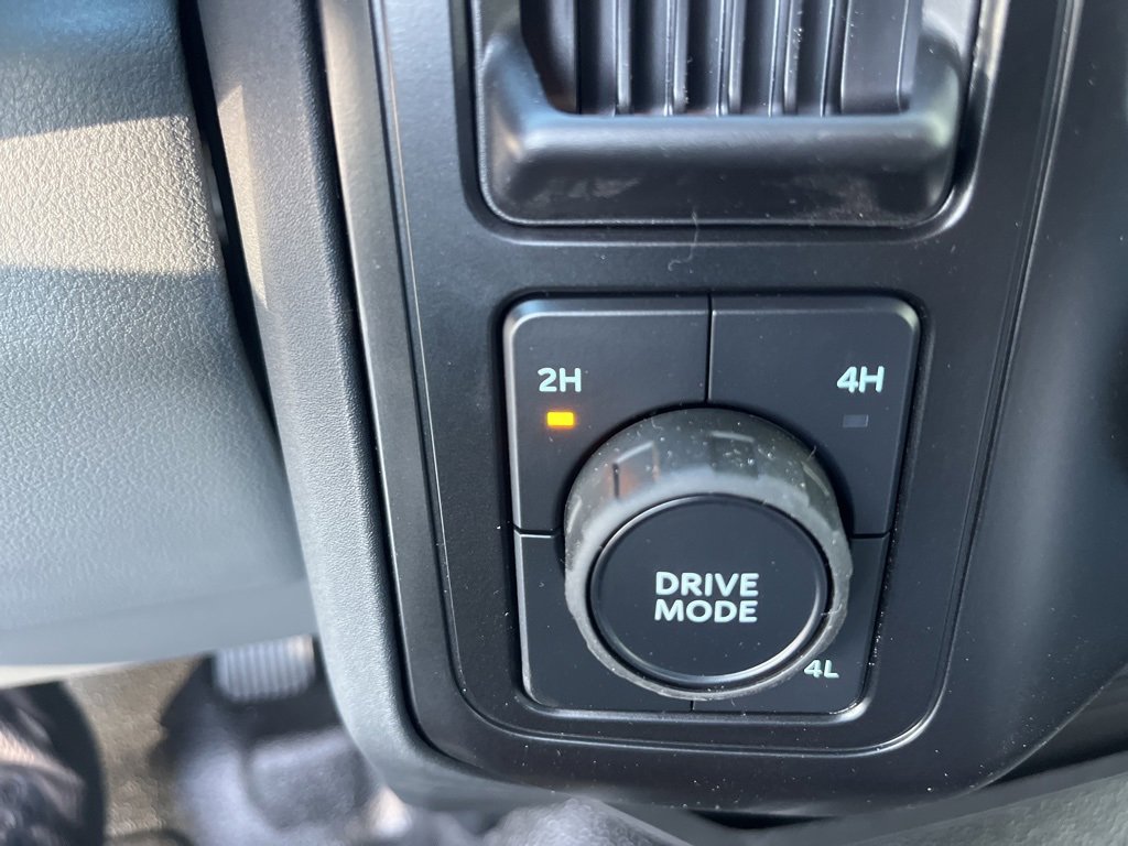 New 2026 Ford F250 XL w/ XL Chrome Package image 19