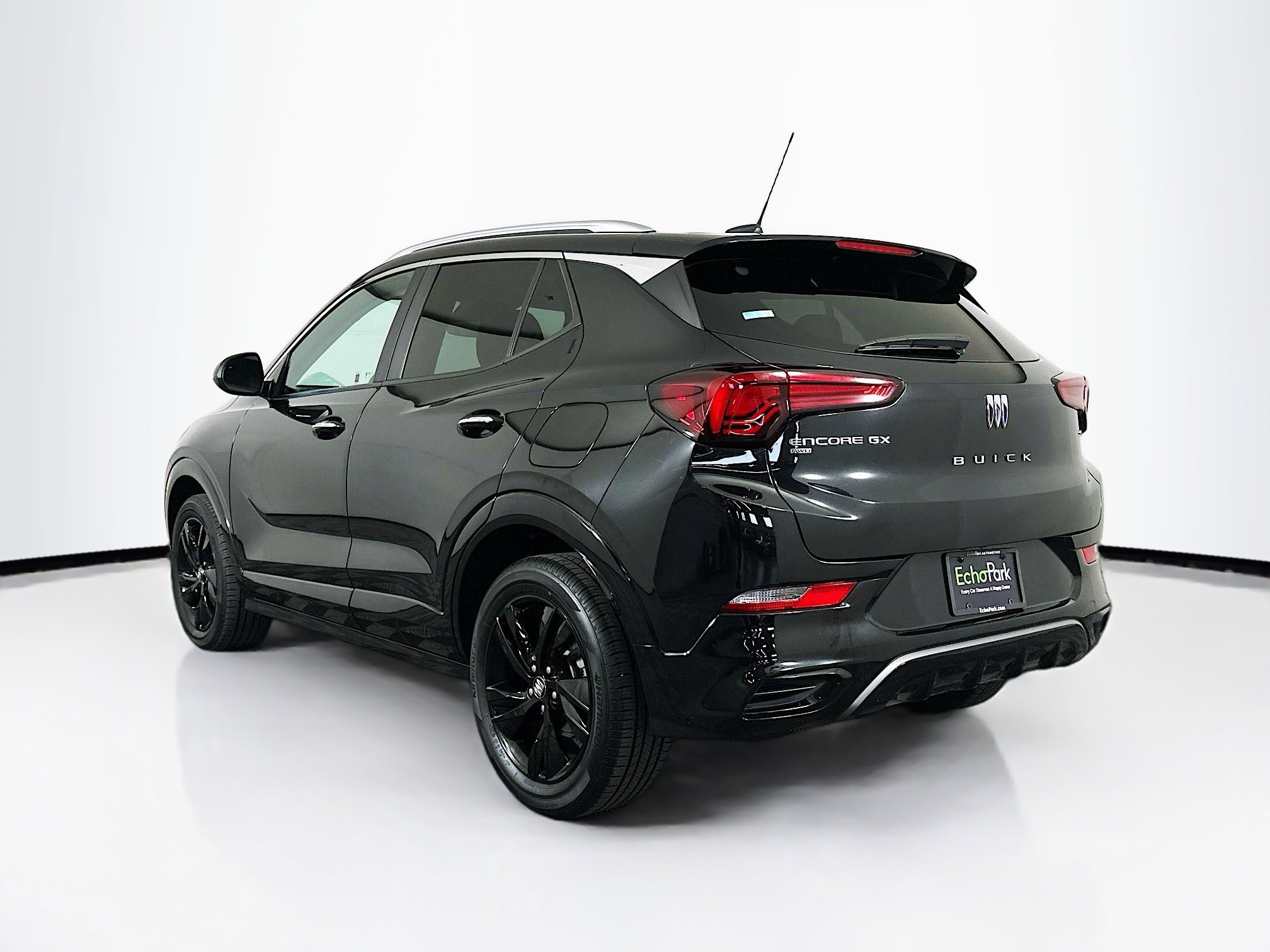 Used 2024 Buick Encore GX Sport Touring image 5