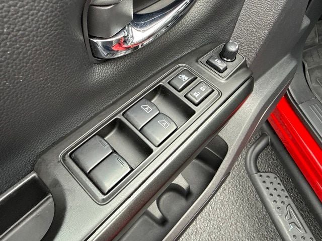 Used 2023 Nissan Titan PRO-4X w/ Pro-4x Convenience Package AWD/4WD image 26