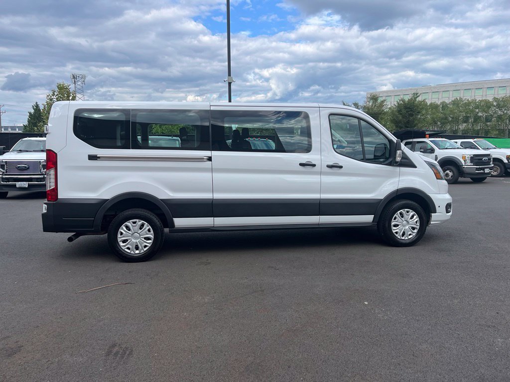 Used 2025 Ford Transit 350 XLT RWD image 9